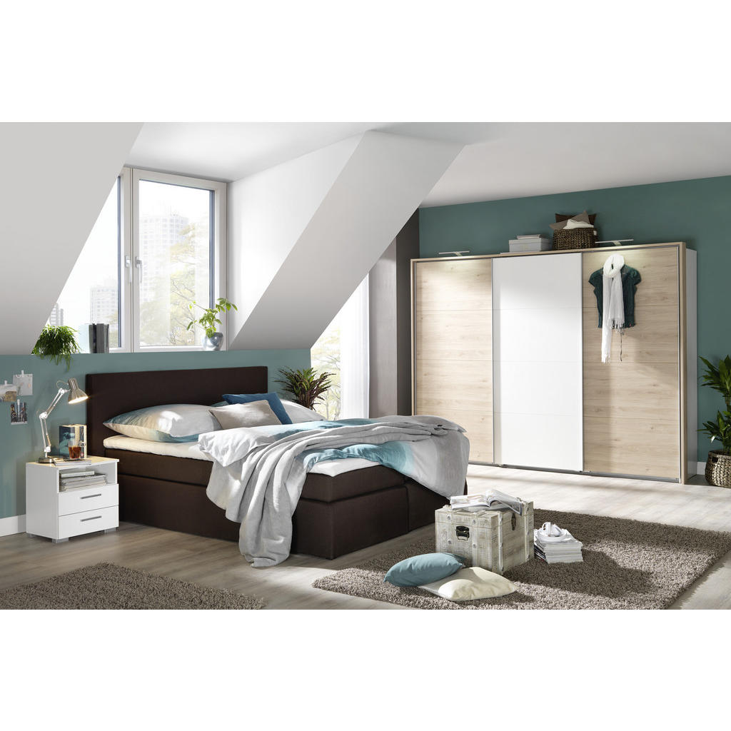 Alternative view of OKRASNI OKVIR,