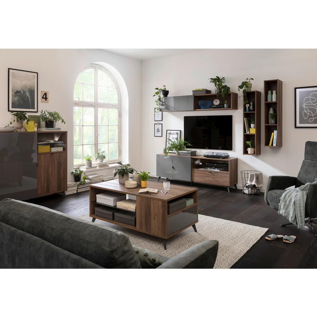 Alternative view of VITRINA, delno masivno