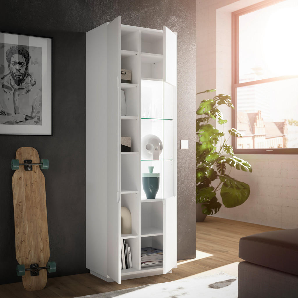 Alternative view of VITRINA, bela