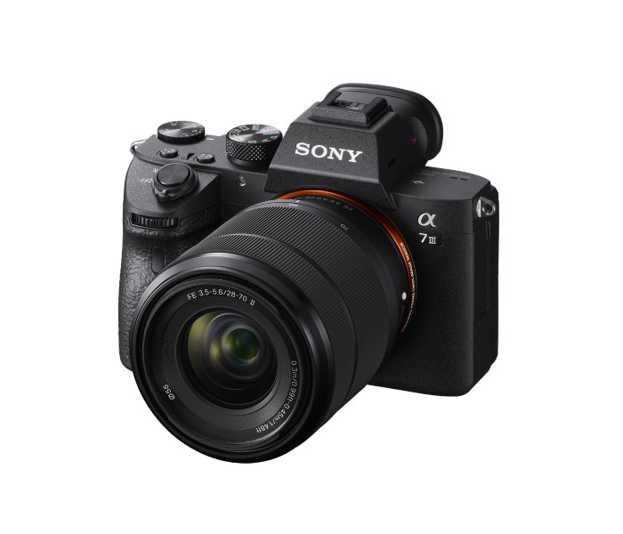 SONY fotoaparat ILCE7M3MB.CEC Alpha 7 III + objektiv z zoomom 28-70mm - slika 2